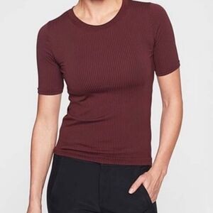 Athleta Ribbed Tee athletic top size M